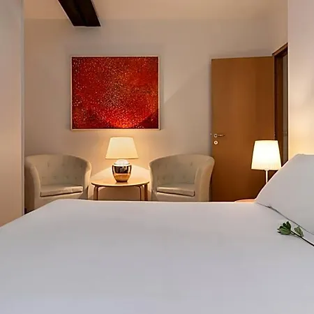 The Silk House By Lionhost Aparthotel 4*