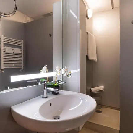 Lägenhetshotell The Silk House By Lionhost 3*